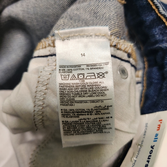 NWT Old Navy higher high rise Flare jeans size 14 - Picture 6 of 6